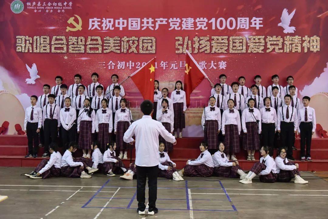 逃出白海豹洞